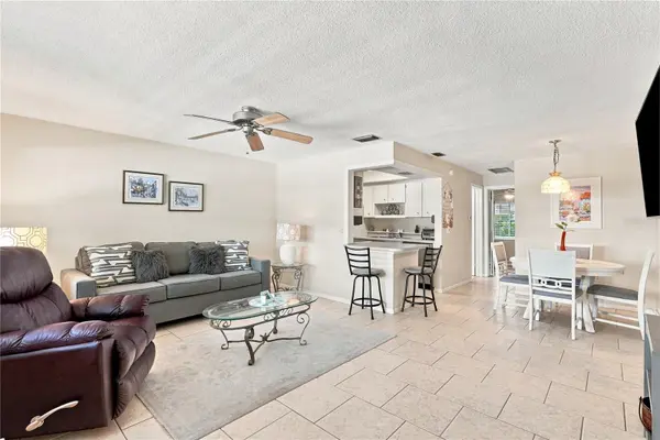 650 PINELLAS POINT DR S #232, St Petersburg, FL 33705