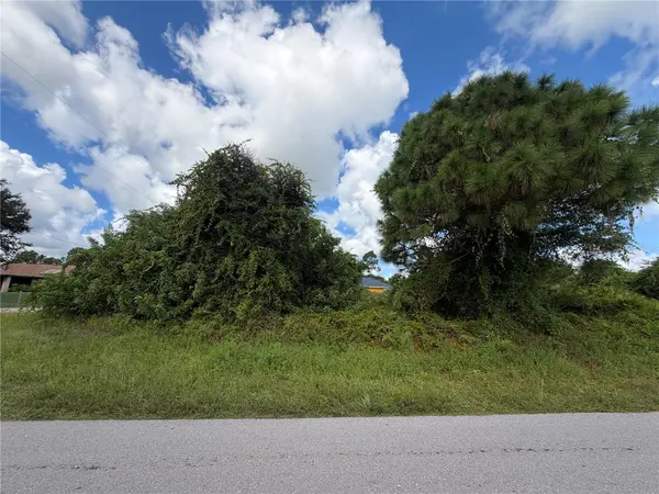 2902 46TH ST SW, Lehigh Acres, FL 33976