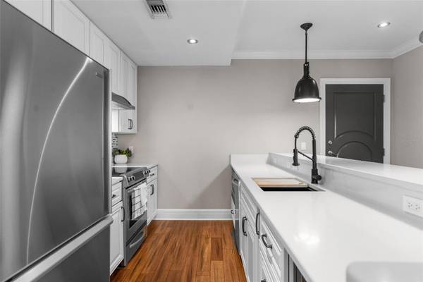 1238 E KENNEDY BLVD #501, Tampa, FL, 33602 photo 2