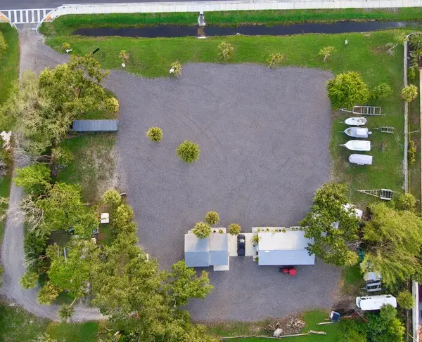 1322 N PINELLAS AVE, Tarpon Springs, FL 34689