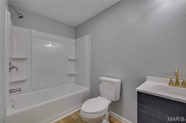 3037 Highway 221, Doe Run, MO 63637