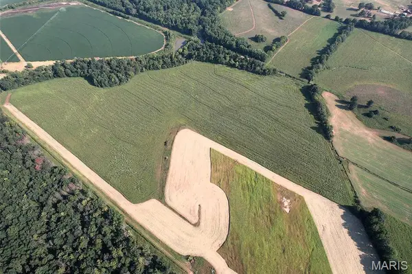 660 County Road 323, Poplar Bluff, MO 63901