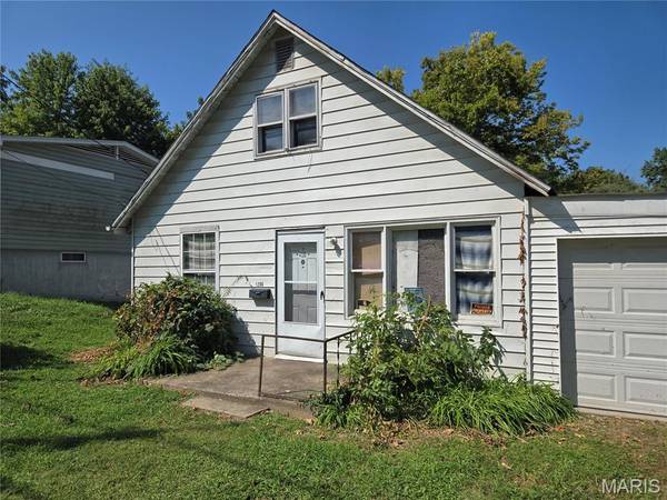 1206 Rixon, Alton, IL 62002