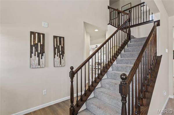 211 Brookview Way CT, O'fallon, MO 63366