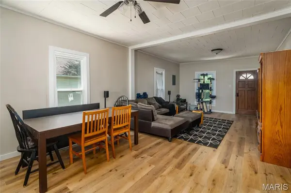 306 E fifth, West Frankfort, IL 62896