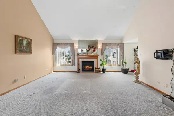181 Maryview Pkwy, Matteson, IL 60443