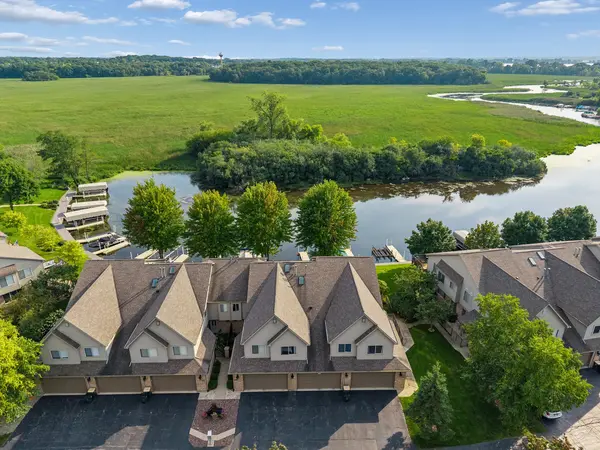 814 W Il Route 173, Antioch, IL 60002