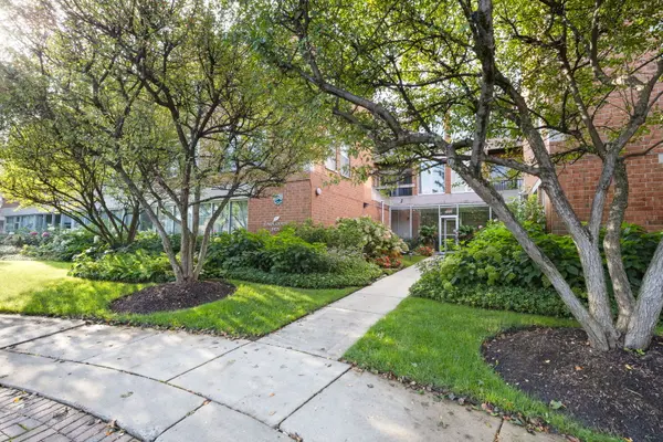 1925 Lake AVE #316, Wilmette, IL 60091