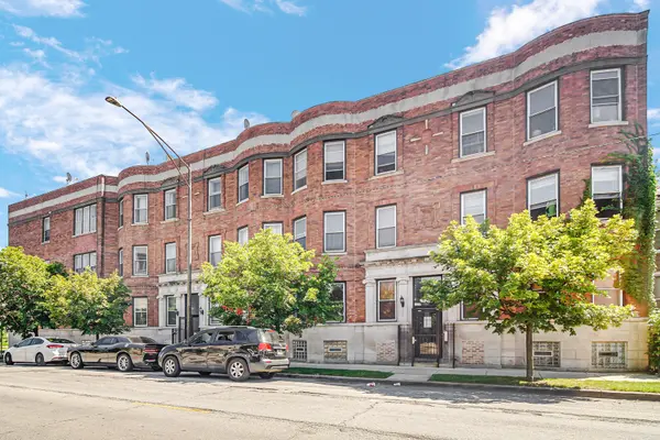 5900 S Prairie AVE #2, Chicago, IL 60637