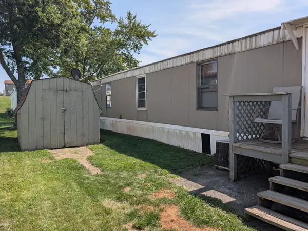 901 Bell Aire ST #38, Marseilles, IL 61341