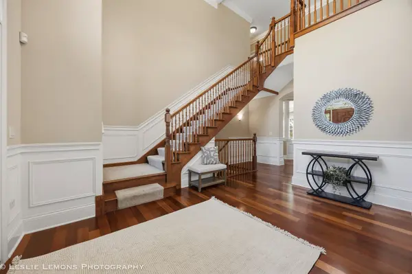 1411 Hatchwood CT, Naperville, IL 60565
