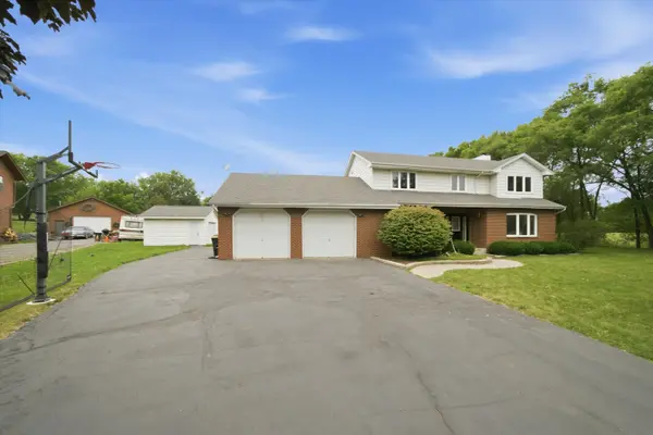 518 Meadow CT, Winthrop Harbor, IL 60096