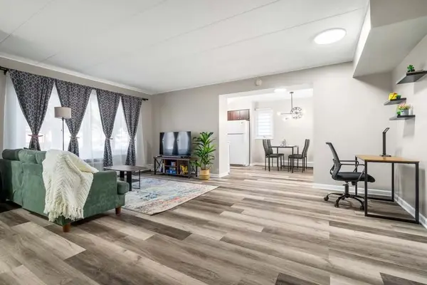 816 W Saint James ST #1E, Arlington Heights, IL 60005