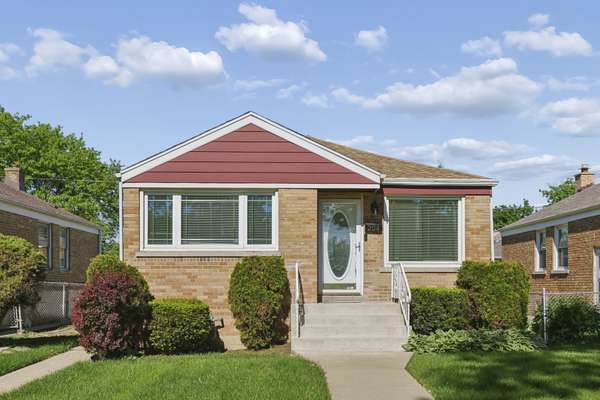 204 Bohland AVE, Bellwood, IL 60104