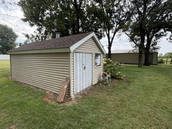 13698 W 4250n RD, Essex, IL 60935
