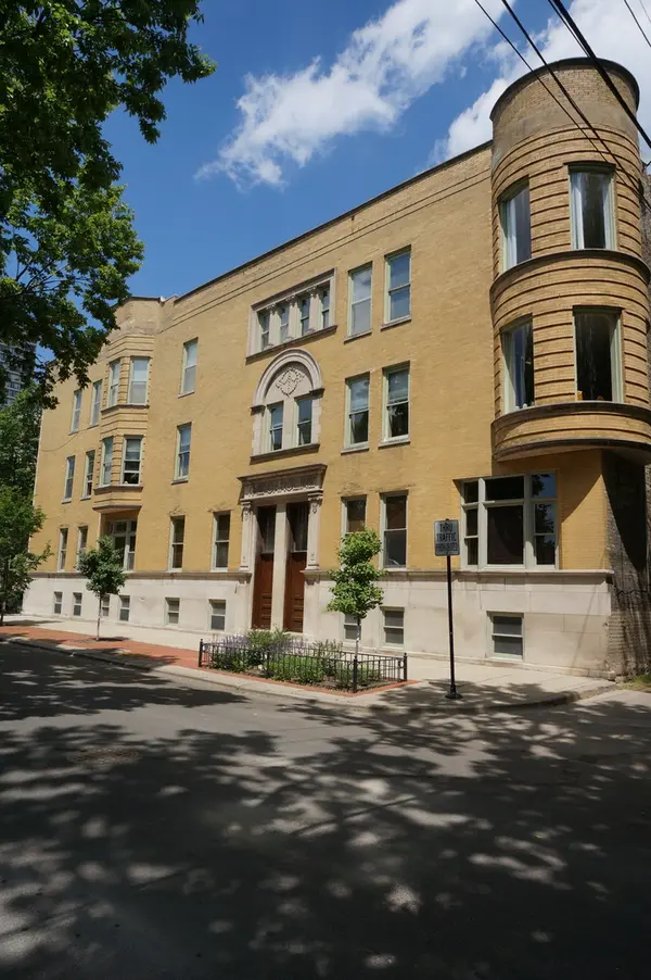 325 W Wisconsin ST #1853-3, Chicago, IL 60614