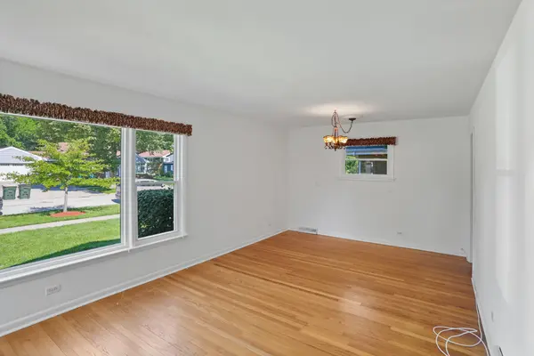 1419 W Saint James PL, Arlington Heights, IL 60005