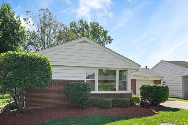 1419 W Saint James PL, Arlington Heights, IL 60005