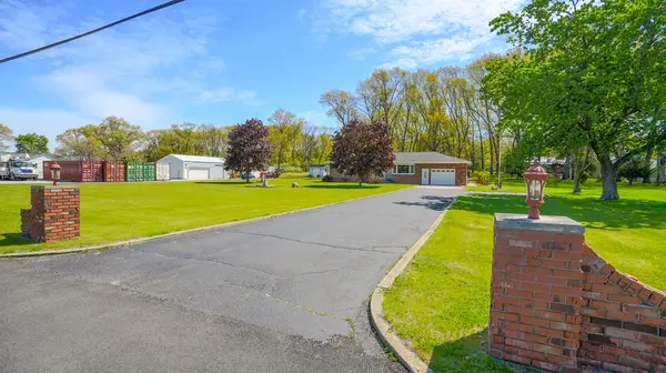 4320 S 350, North Judson, IN 46366