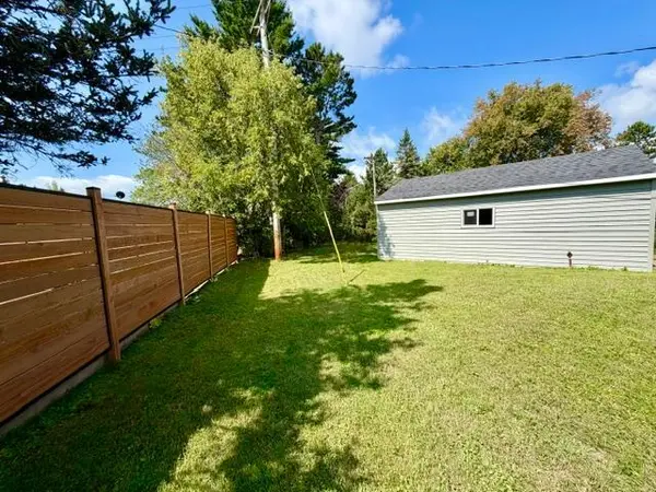 915 NE 7th AVE, Grand Rapids, MN 55744