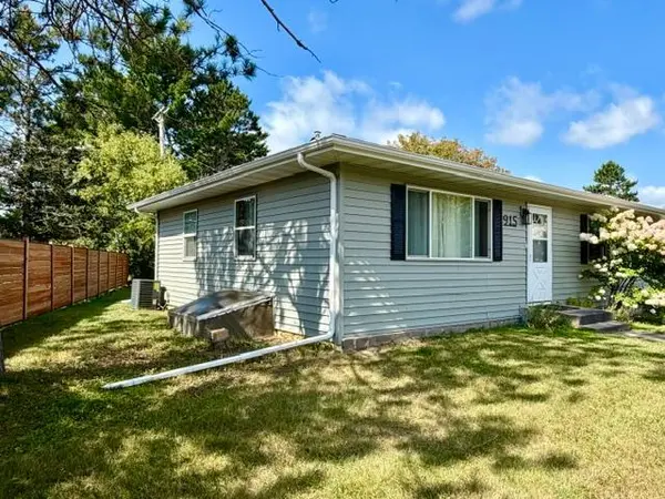 915 NE 7th AVE, Grand Rapids, MN 55744