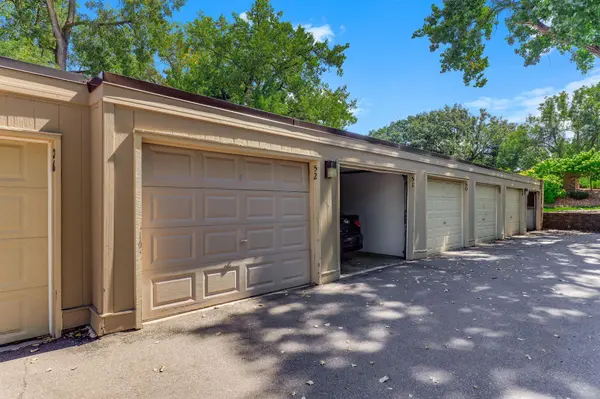 4548 Cedar Lake RD S #2, Saint Louis Park, MN 55416
