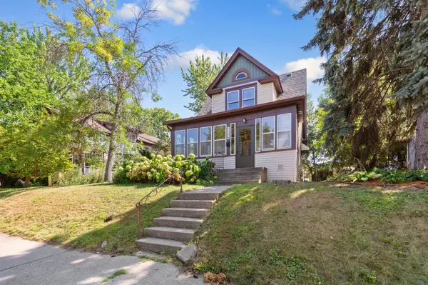 1716 Iglehart AVE, Saint Paul, MN 55104