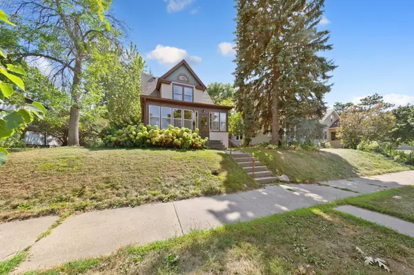 1716 Iglehart AVE, Saint Paul, MN 55104