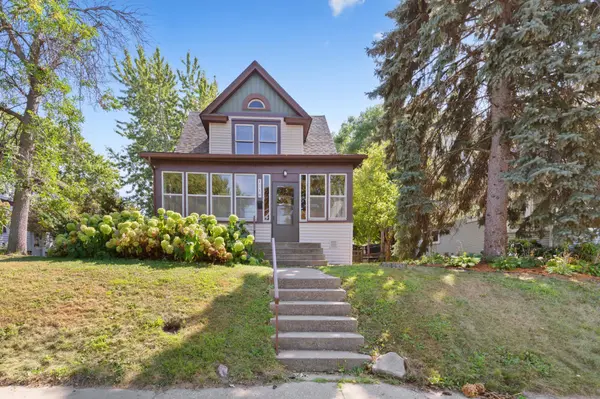 1716 Iglehart AVE, Saint Paul, MN 55104