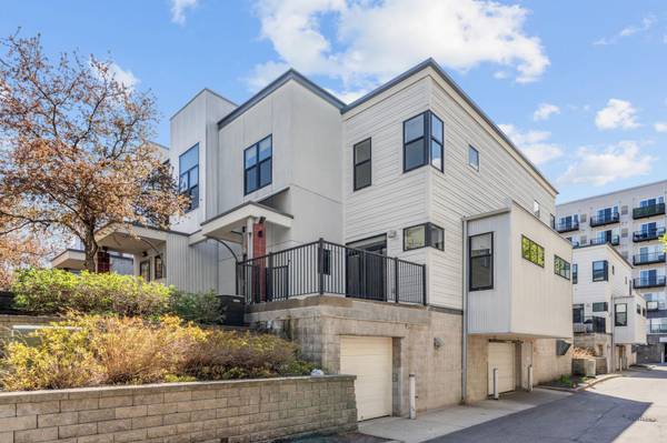 2818 Aldrich AVE S #5, Minneapolis, MN 55408