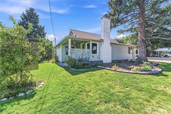 1647 Washington ST, Wenatchee, WA 98801