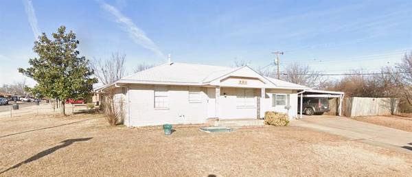 901 N Janeway AVE, Moore, OK 73160