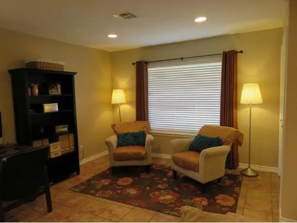 817 Cambridge DR, Altus, OK 73521