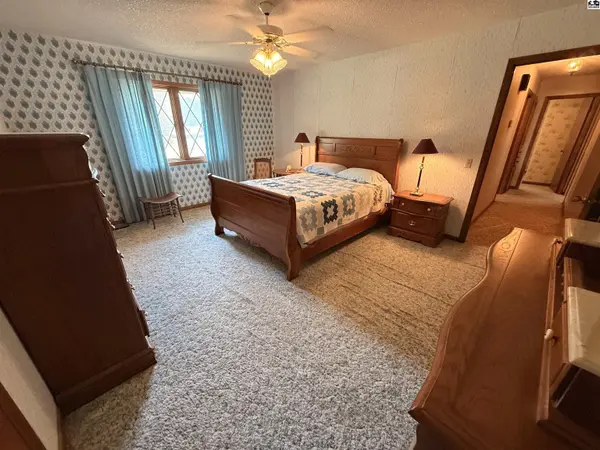 616 W US Hwy 160, Harper, KS 67058