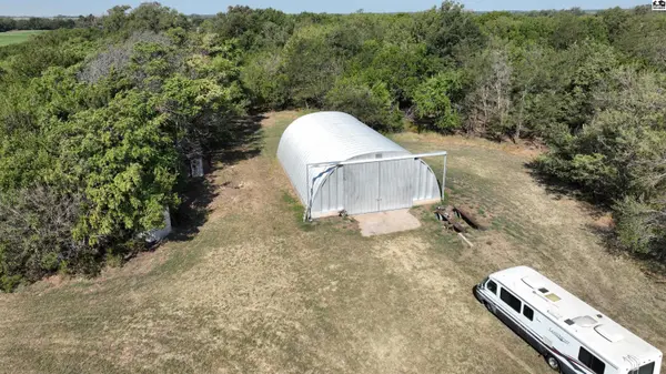 616 W US Hwy 160, Harper, KS 67058