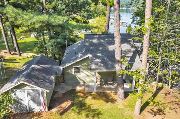 N2521 CLEGHORN RD, Waupaca, WI 54981