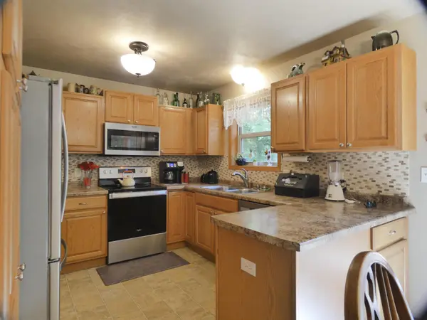 1333 KLOPPMAN ST, Crivitz, WI 54114