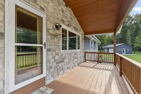 W1855 KRAUSE RD, Marinette, WI 54143