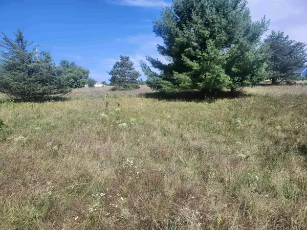 SKYVIEW #3, Waupaca, WI 54981