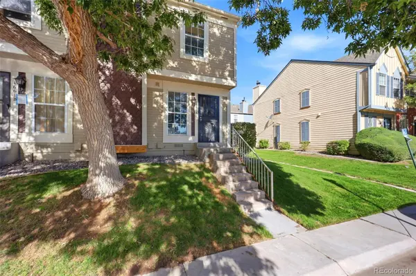 1661 S Idalia CIR #A, Aurora, CO 80017