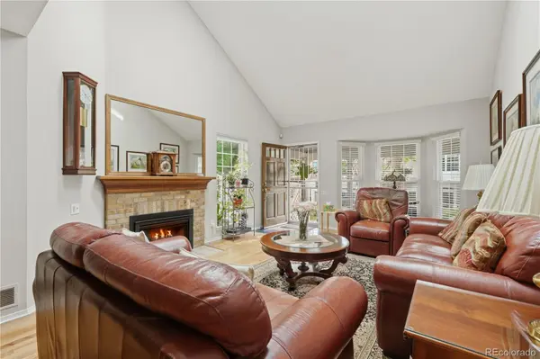 2995 W Long CT ##C, Littleton, CO 80120