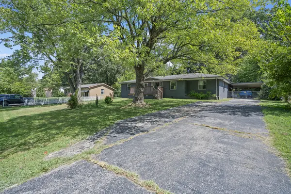 202 Yorktown Rd, Clarksville, TN 37042