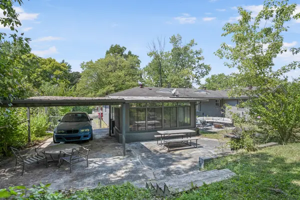 202 Yorktown Rd, Clarksville, TN 37042