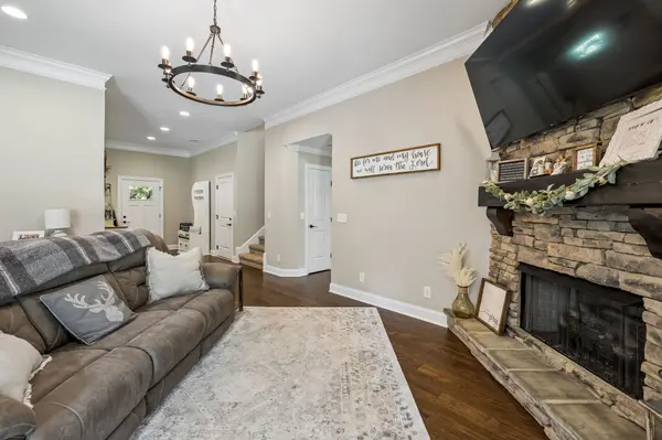 2045 Mann Rd, Lebanon, TN 37087