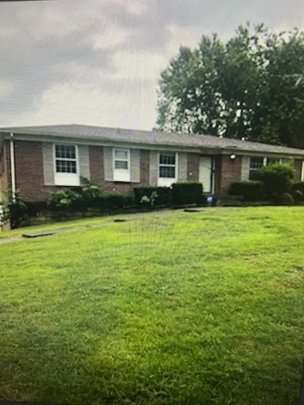 408 Melinda Dr, Clarksville, TN 37042