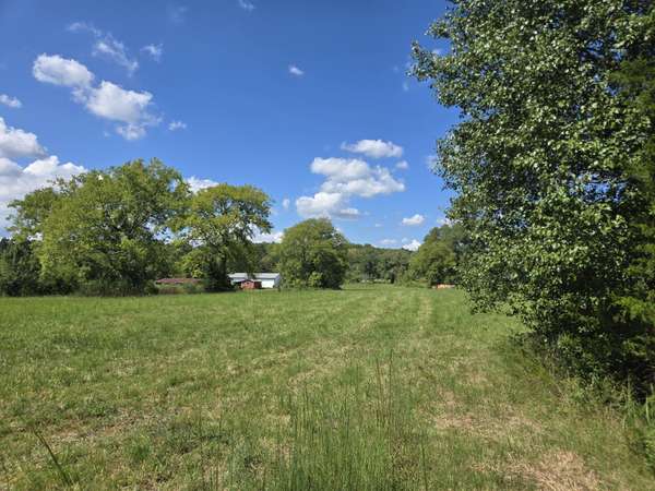 8473 Taliaferro Rd, Eagleville, TN 37060