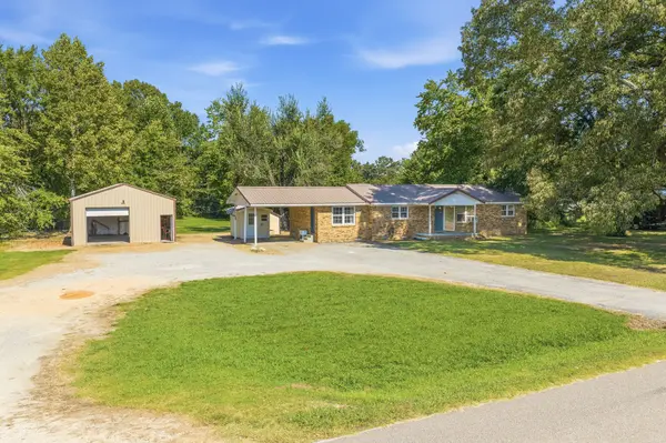 68 Brooksie Thompson Rd, Decaturville, TN 38329