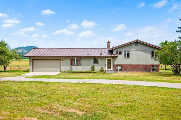 4796 W Gibson Dahl Rd, Clayton, WA 99110
