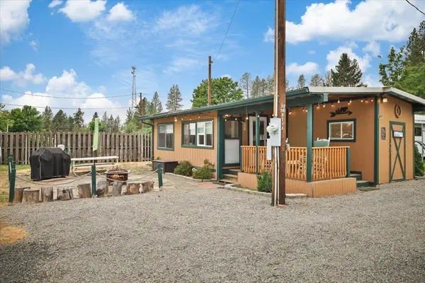 33801 S Badger Ln, Cheney, WA 99004