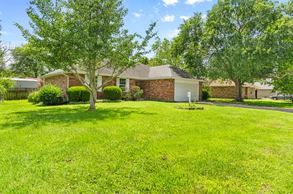 198 E Hadley ST, Republic, MO 65738